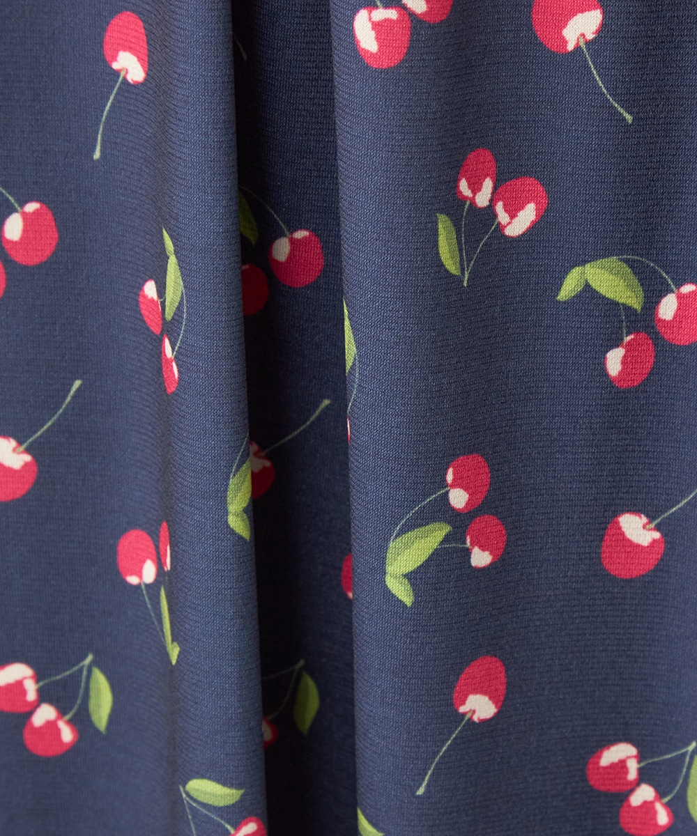 チェリープリントジャージワンピース