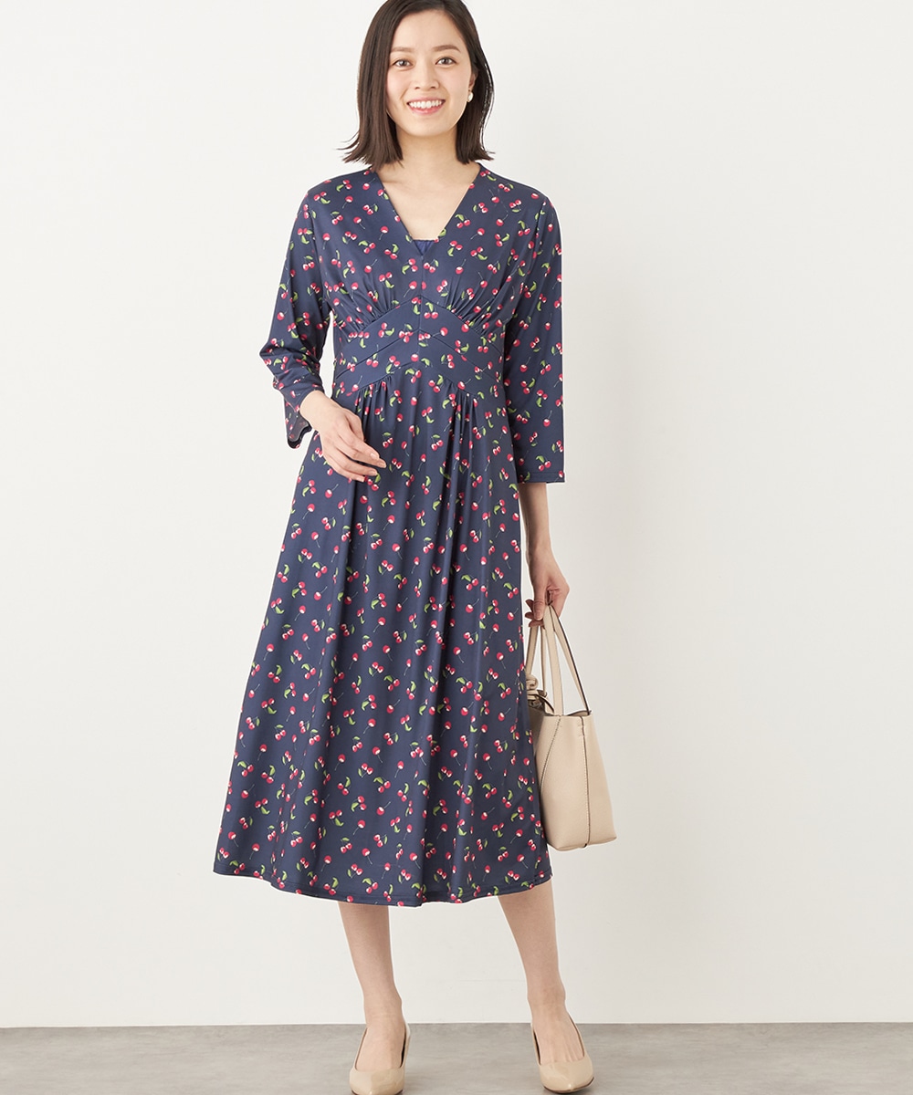 チェリープリントジャージワンピース