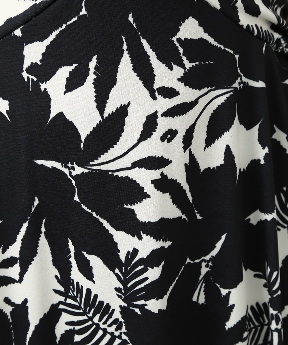 モノトーンフラワージャージワンピース