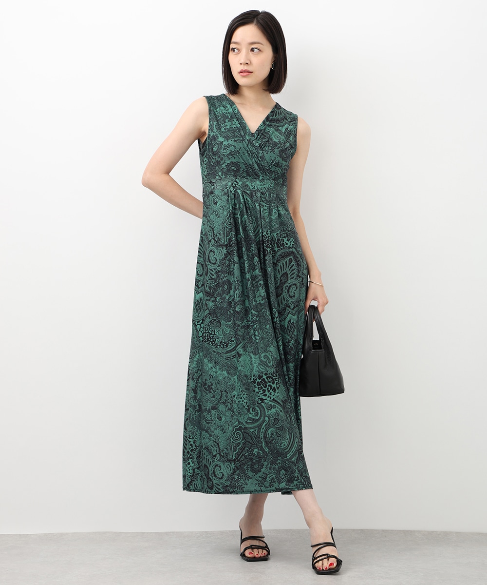  armoire capriceのボタニカルペイズリープリントジャージワンピース