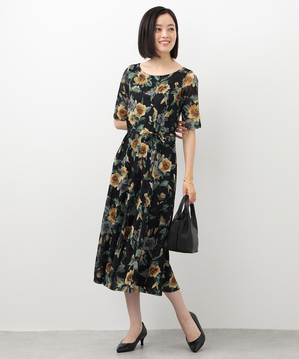  armoire capriceのフラワープリントメッシュジャージワンピース