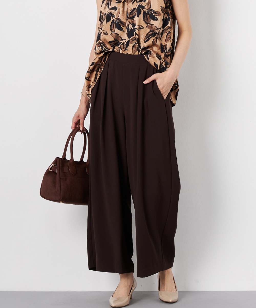  armoire capriceのタックワイドパンツ