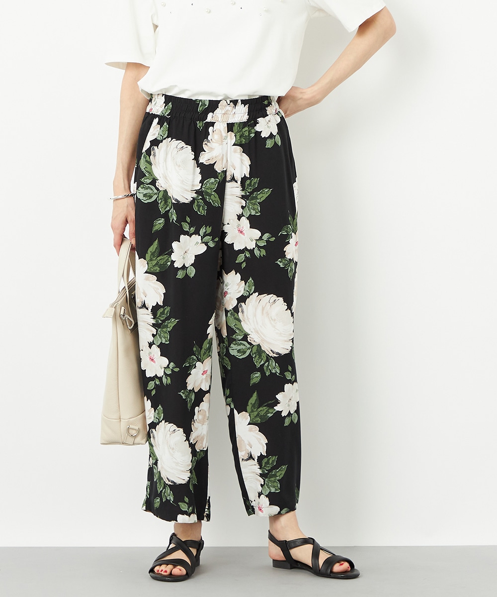  armoire capriceのビッグフラワーリラックスパンツ