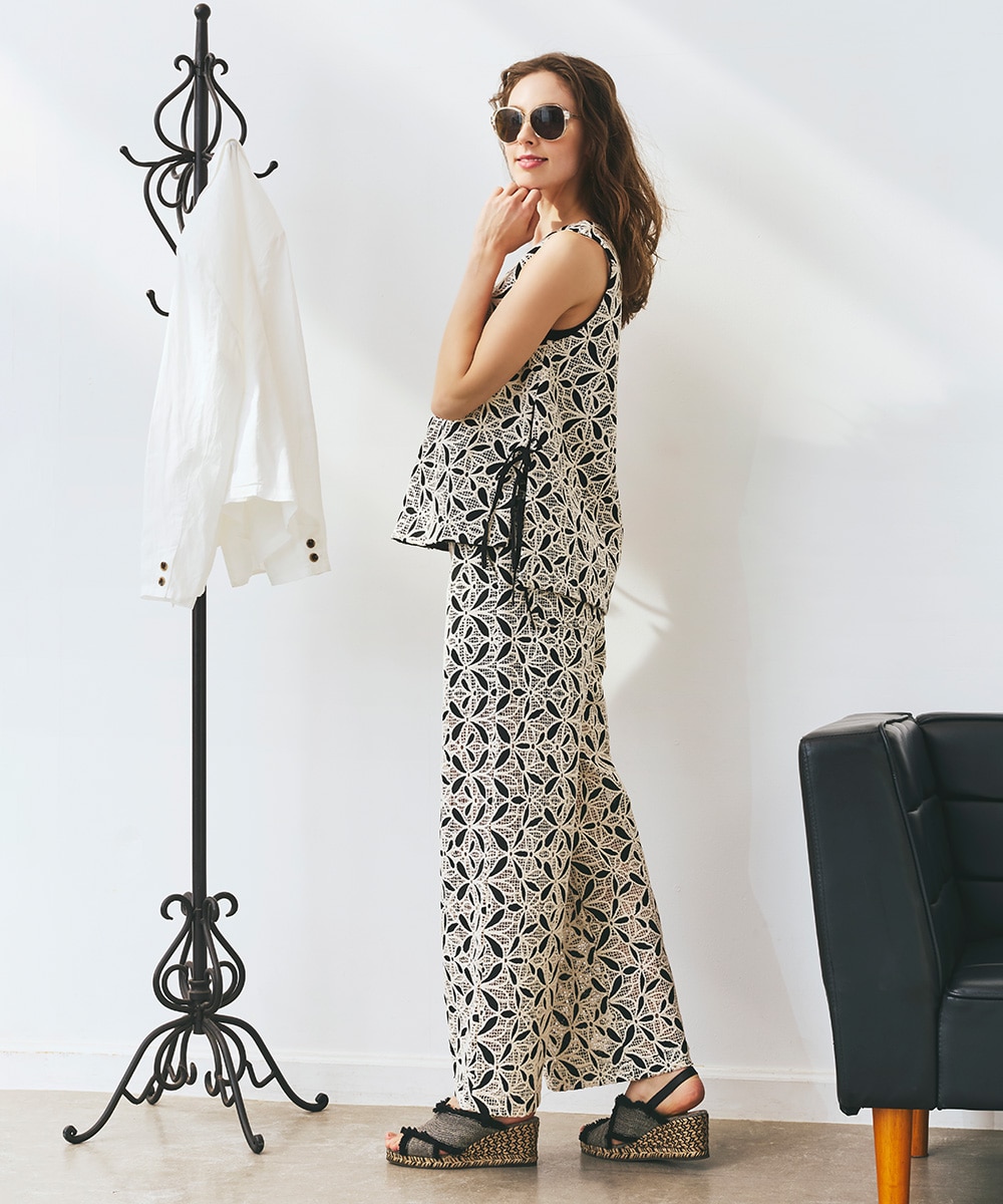 フラワーレースパンツ