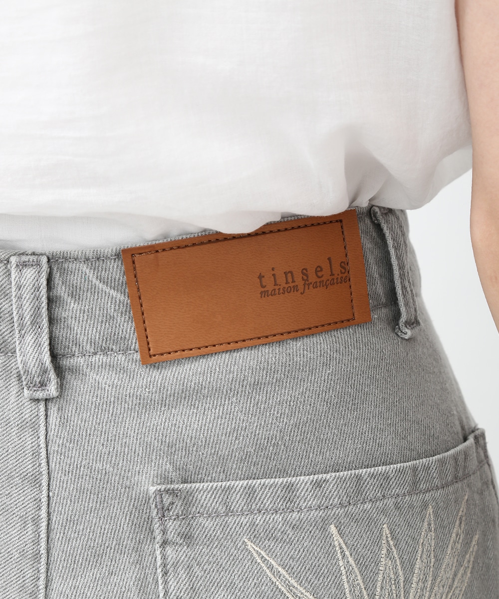 ウェーブ刺繍ワイドパンツ