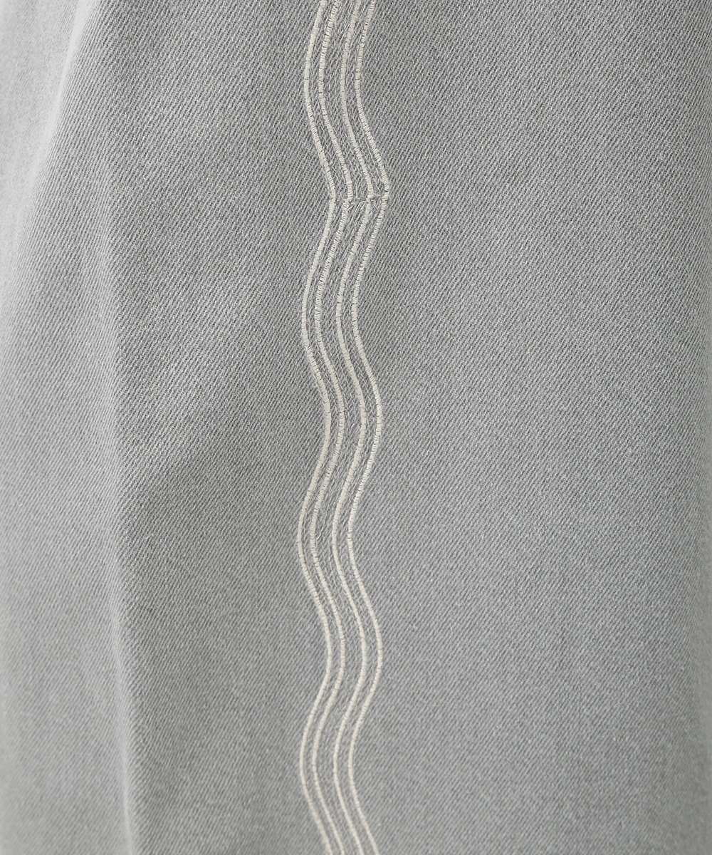 ウェーブ刺繍ワイドパンツ