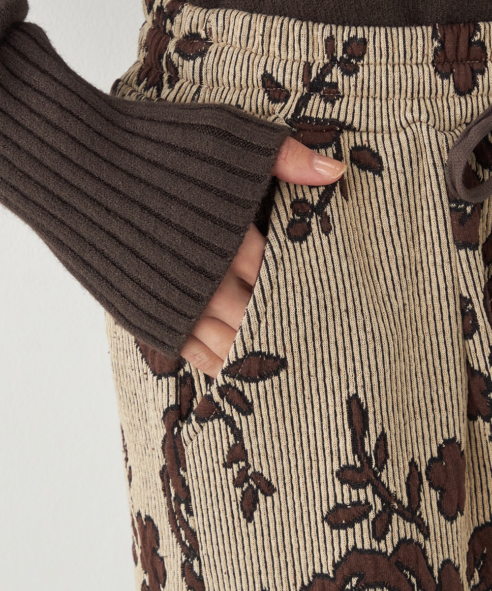 ローズジャカードワイドパンツ