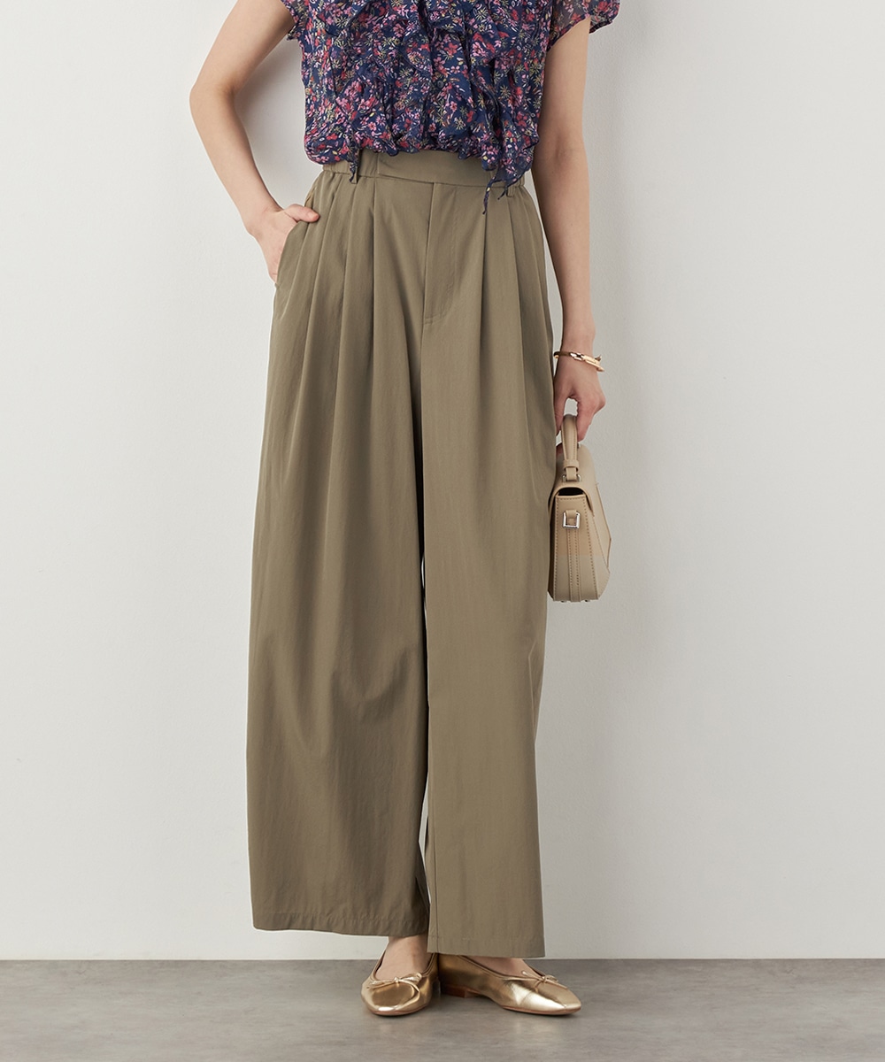 デザインタックパンツ