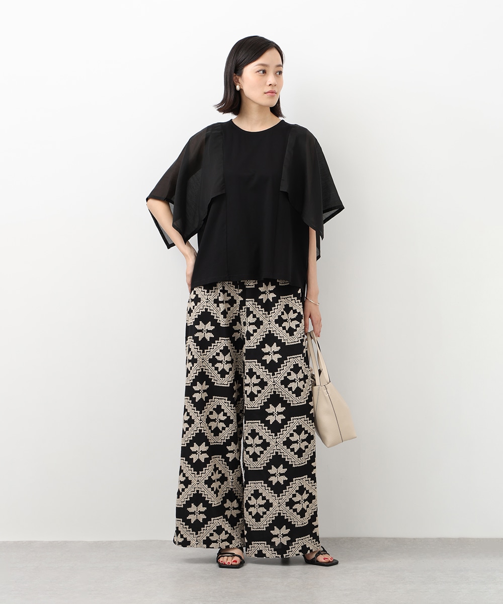モチーフ刺繍パンツ