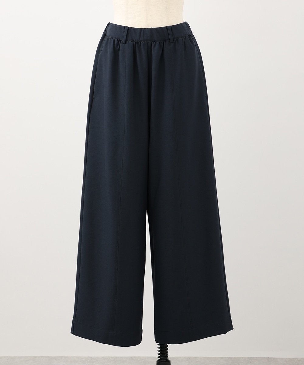 センターステッチパンツ