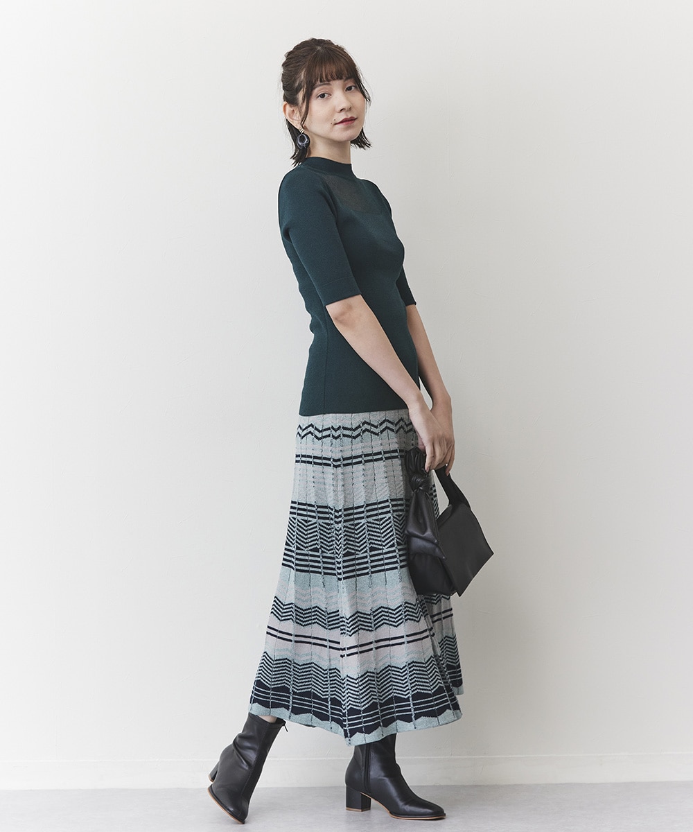 試着のみ美品　エリザベッタフランキ　立体的なプリーツが美しいニットスカート 人気満点 試着のみ美品 エリザベッタフランキ 立体的なプリーツ