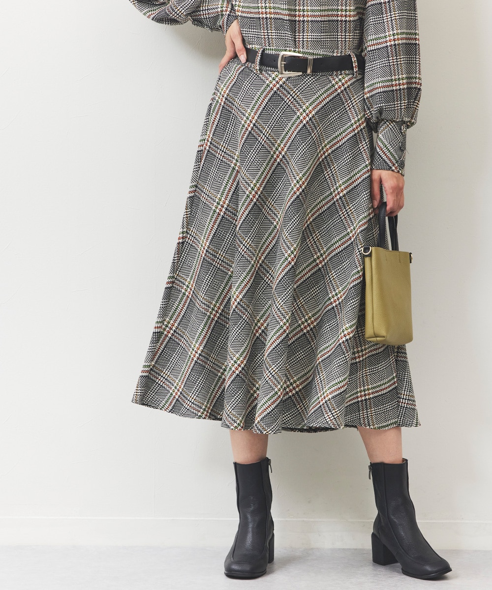 Luxe armoire capriceのチェックフレアスカート