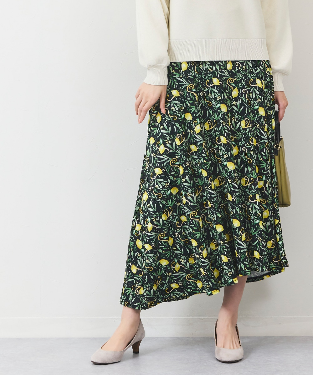  armoire capriceのレモンプリントスカート