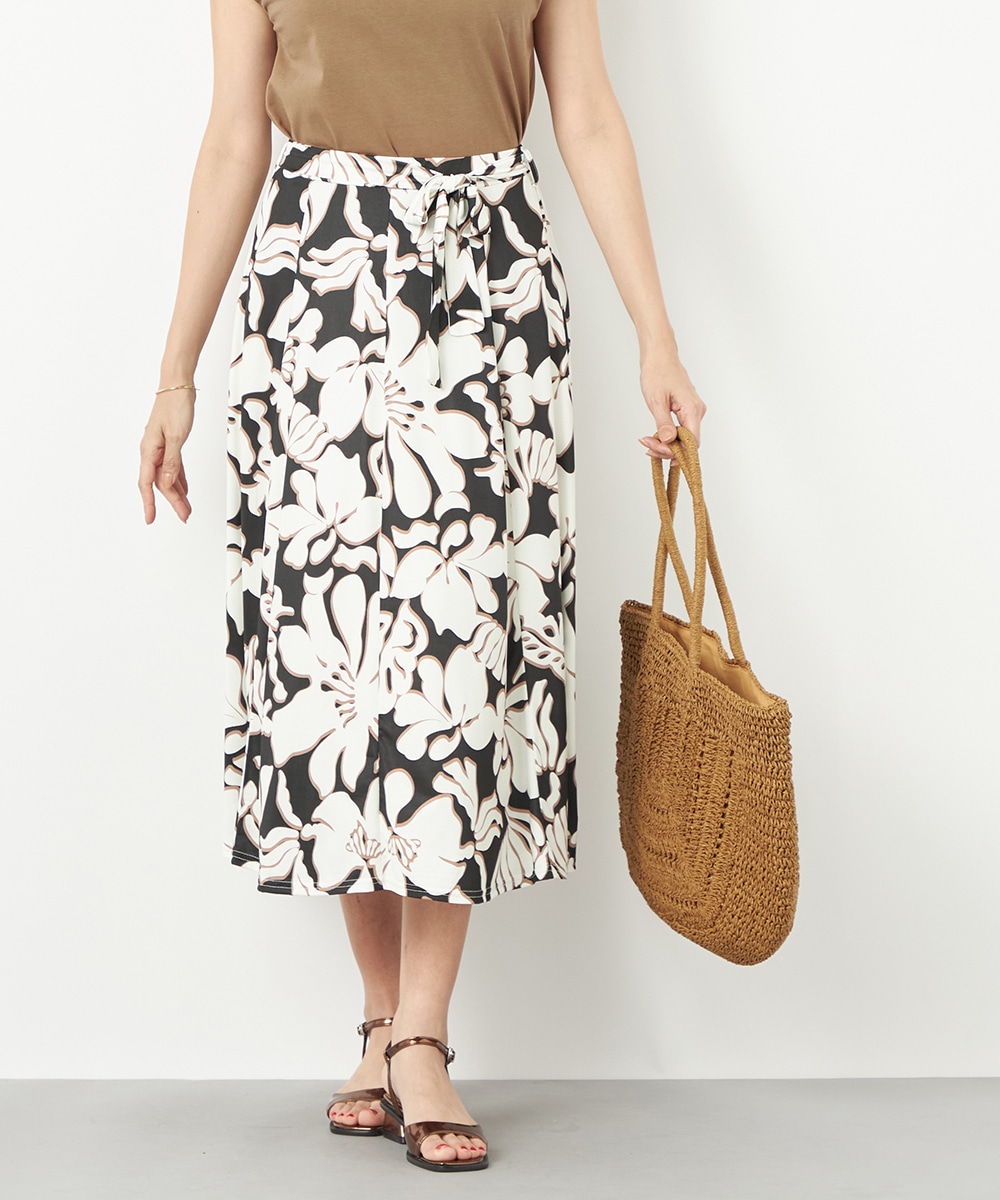  armoire capriceのビッグフラワージャージスカート