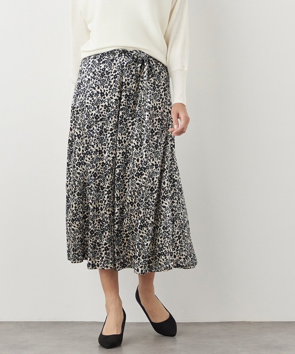 プチフラワープリントジャージスカート