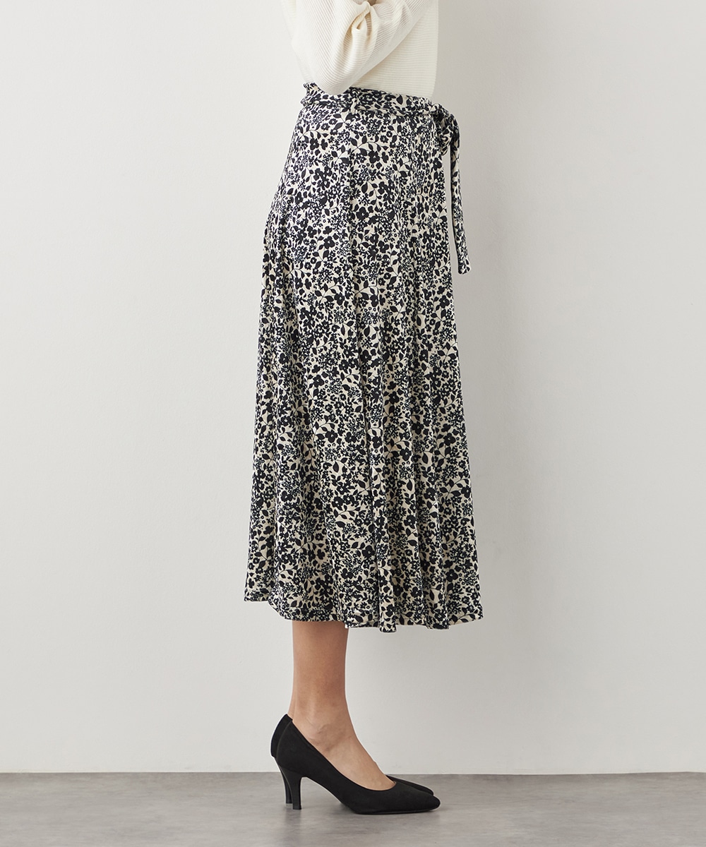 プチフラワープリントジャージスカート