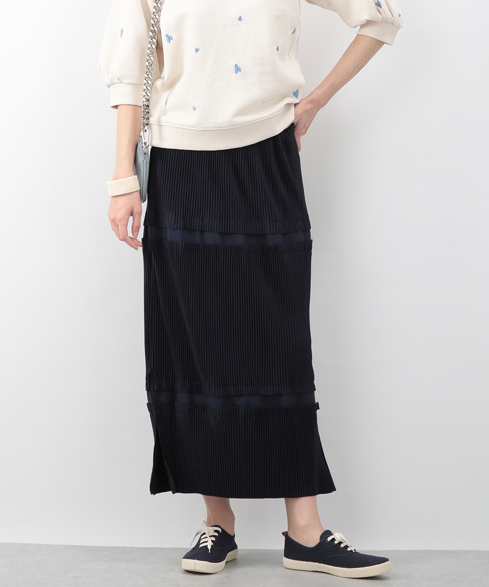 プリーツ切り替えタイトスカート