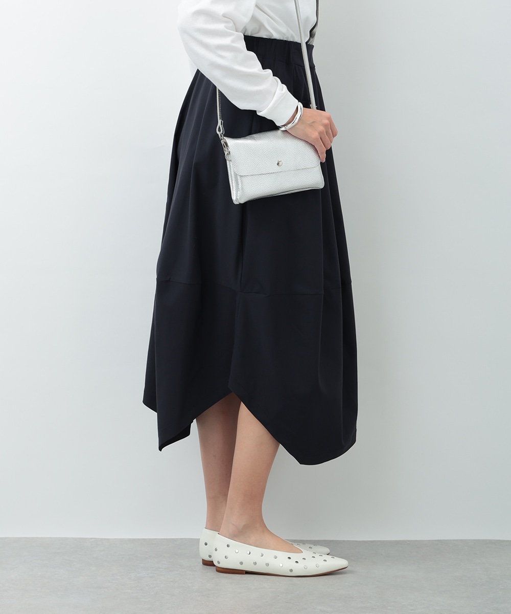 アシンメトリーデザインスカート