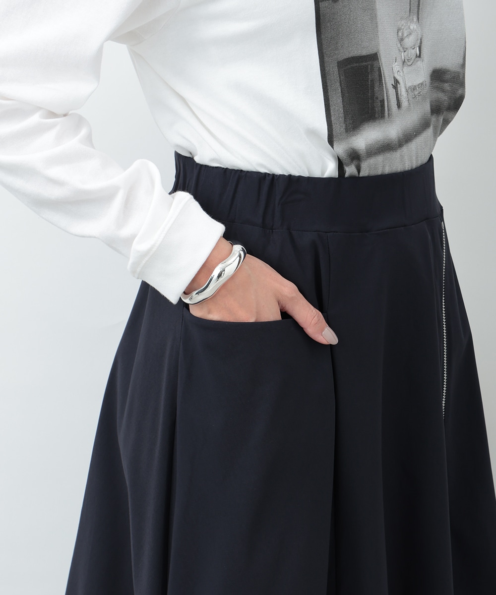 アシンメトリーデザインスカート