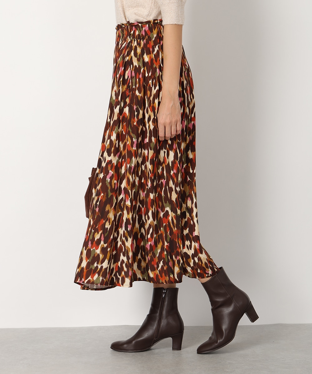 ぼかしアニマルプリントスカート