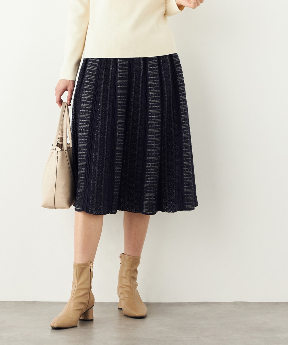 レース柄ニットスカート