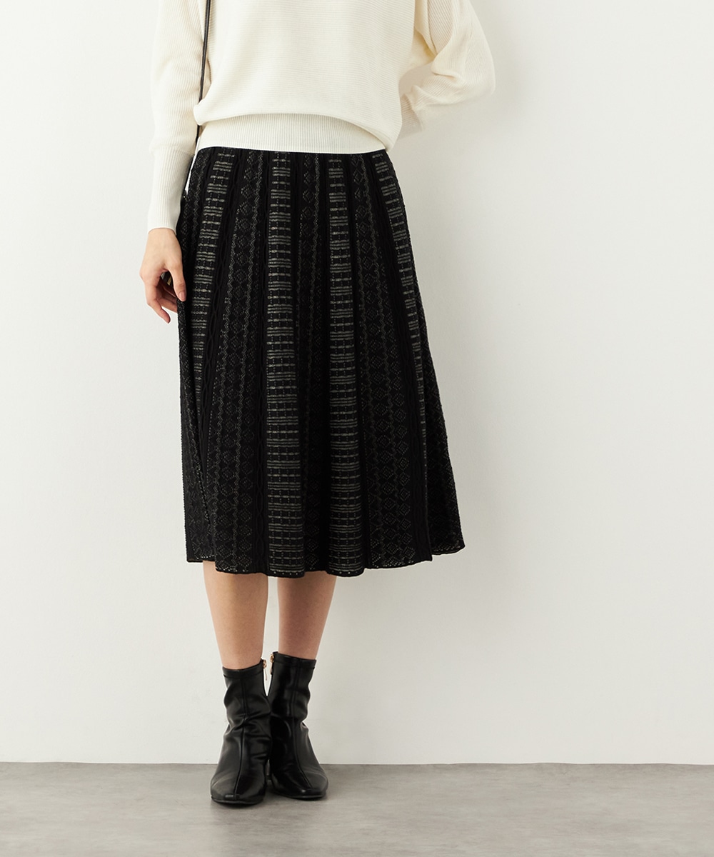 レース柄ニットスカート