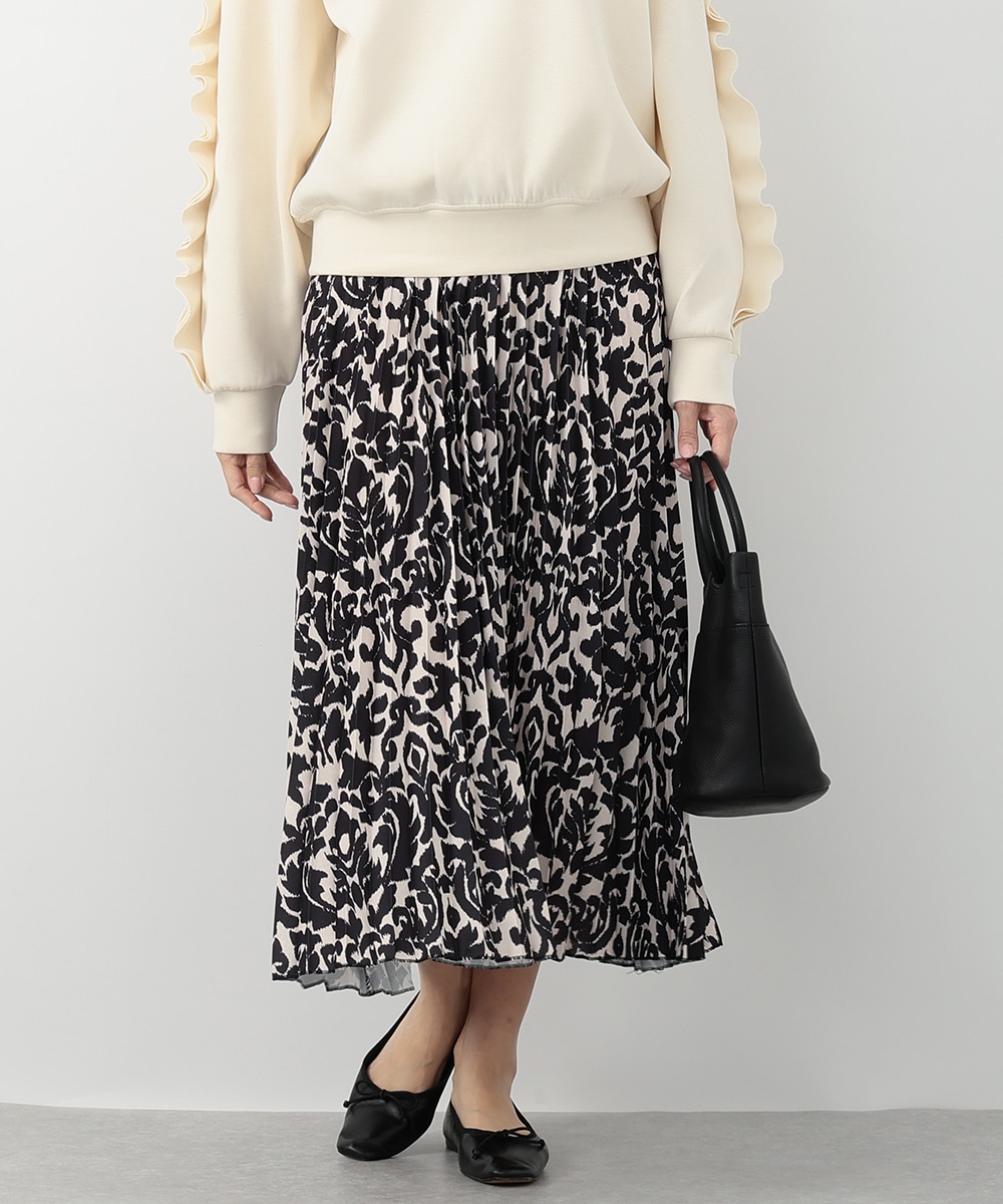 アラベスクプリーツスカート
