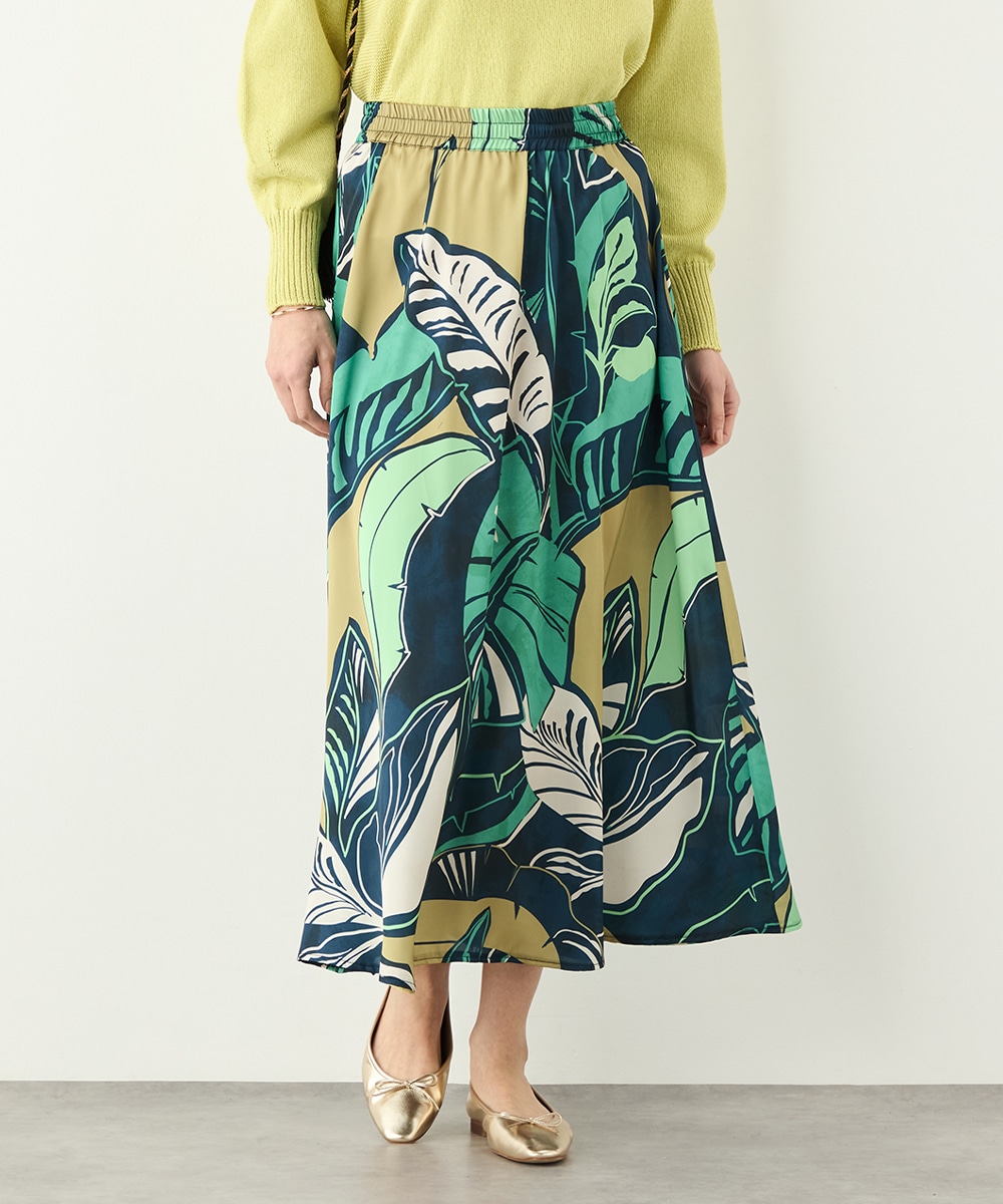 ビッグリーフプリントフレアスカート