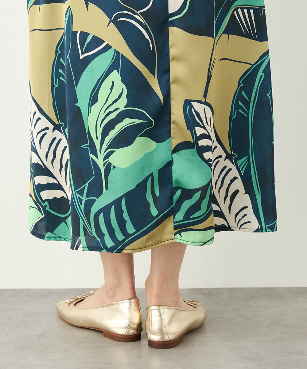 ビッグリーフプリントフレアスカート