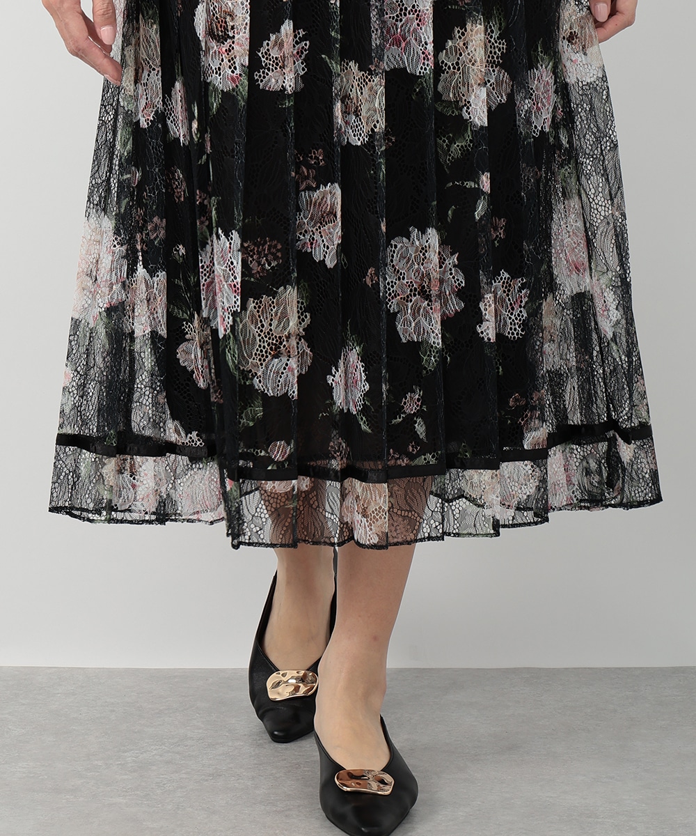 レースフラワープリーツスカート