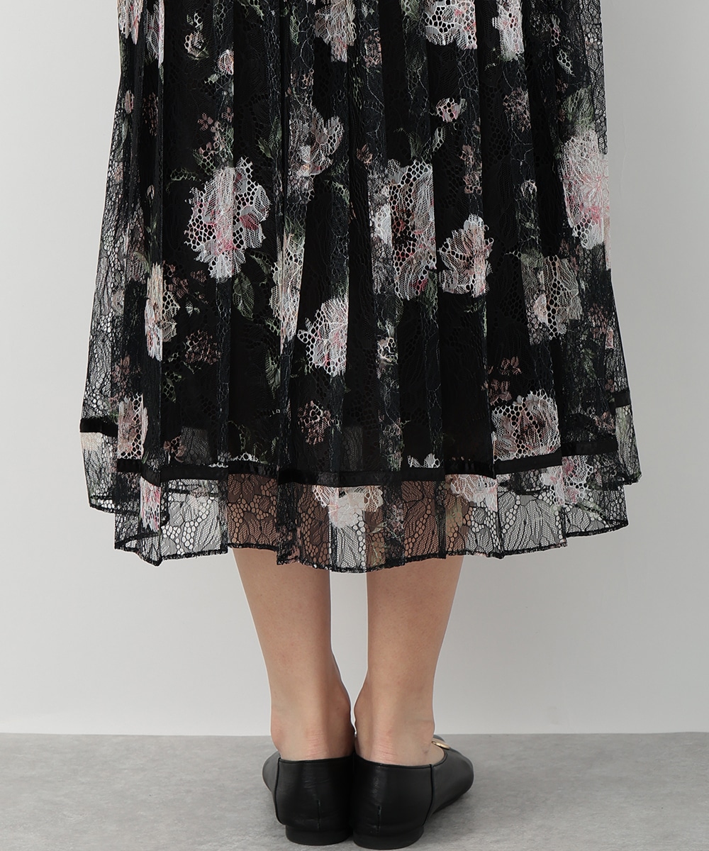 レースフラワープリーツスカート
