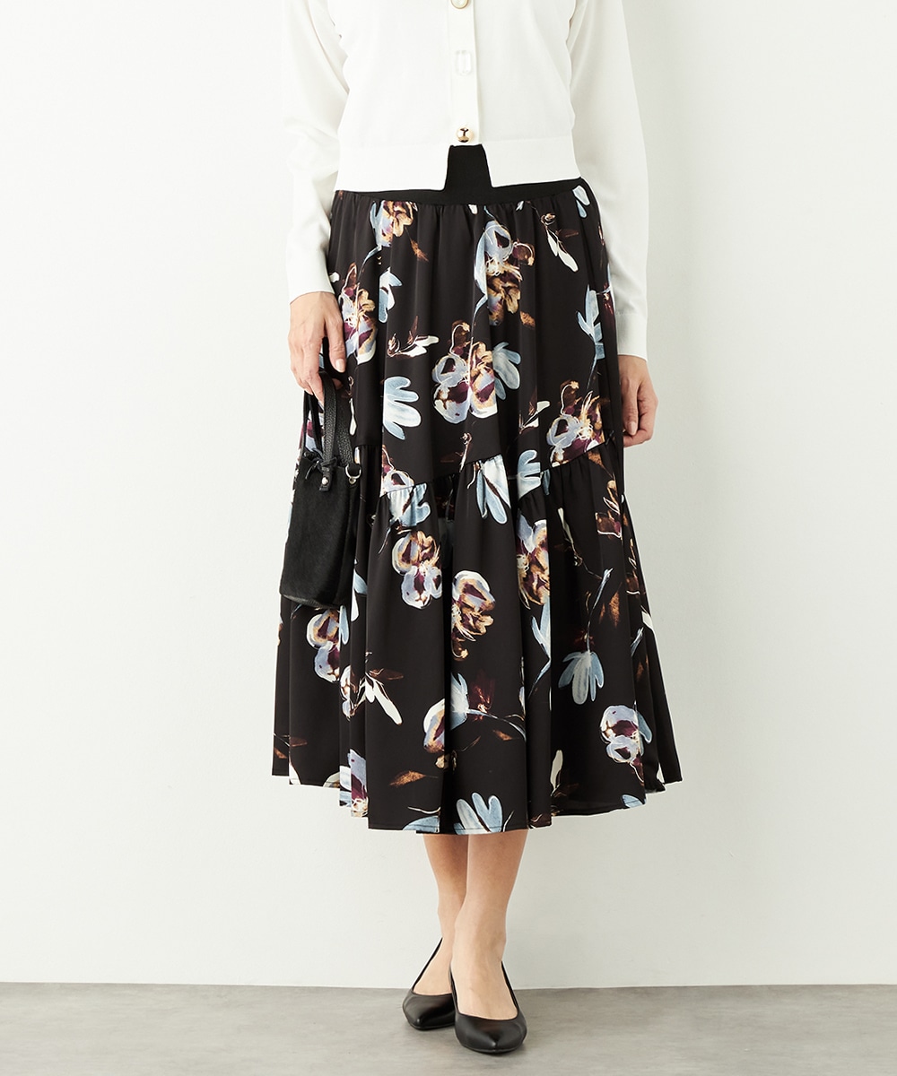 フラワーティアードスカート