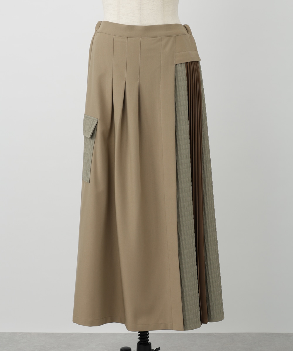 アシメプリーツスカート