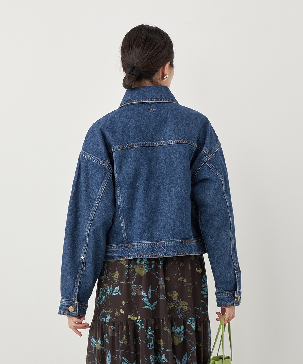 ポケットデザインデニムジャケット