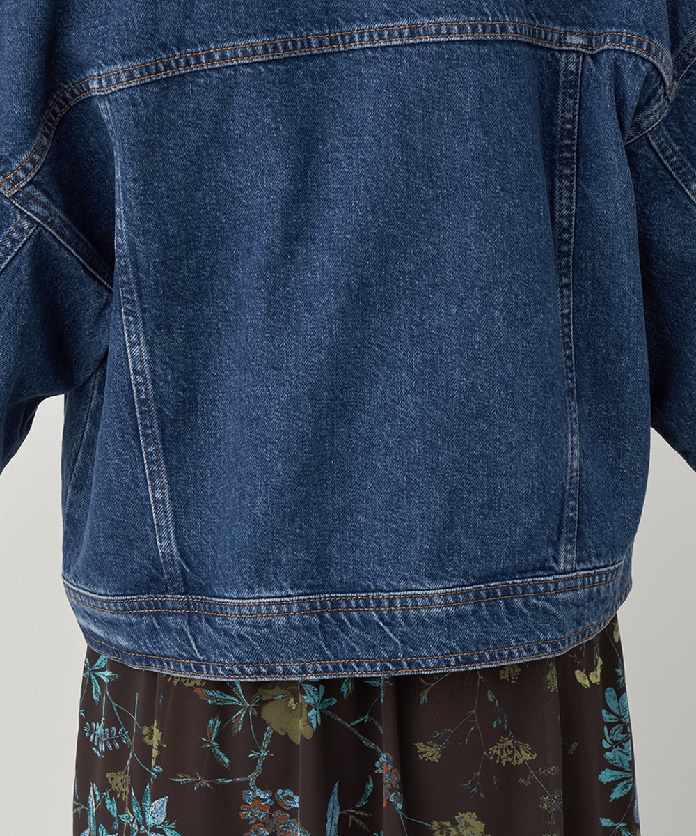 ポケットデザインデニムジャケット