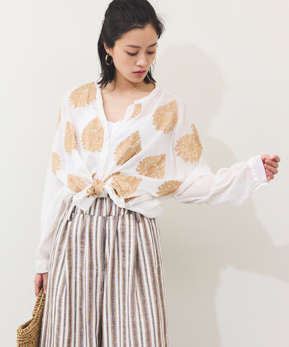  armoire capriceのモチーフ刺繍シアーブラウス