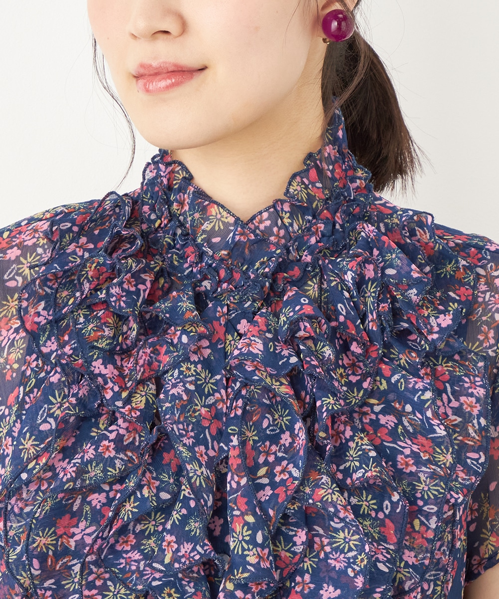 ラッフルフリルブラウス