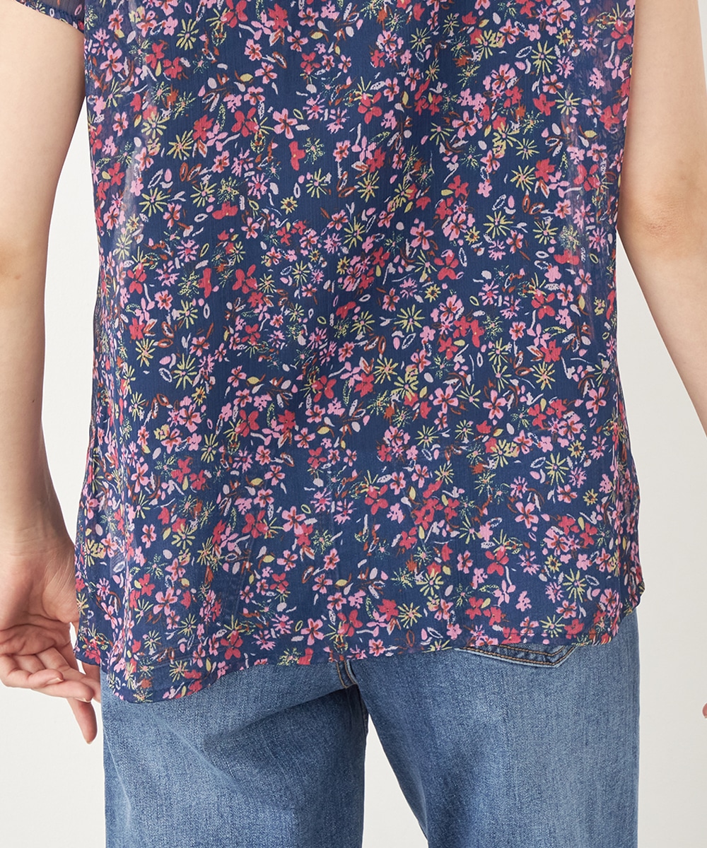 ラッフルフリルブラウス