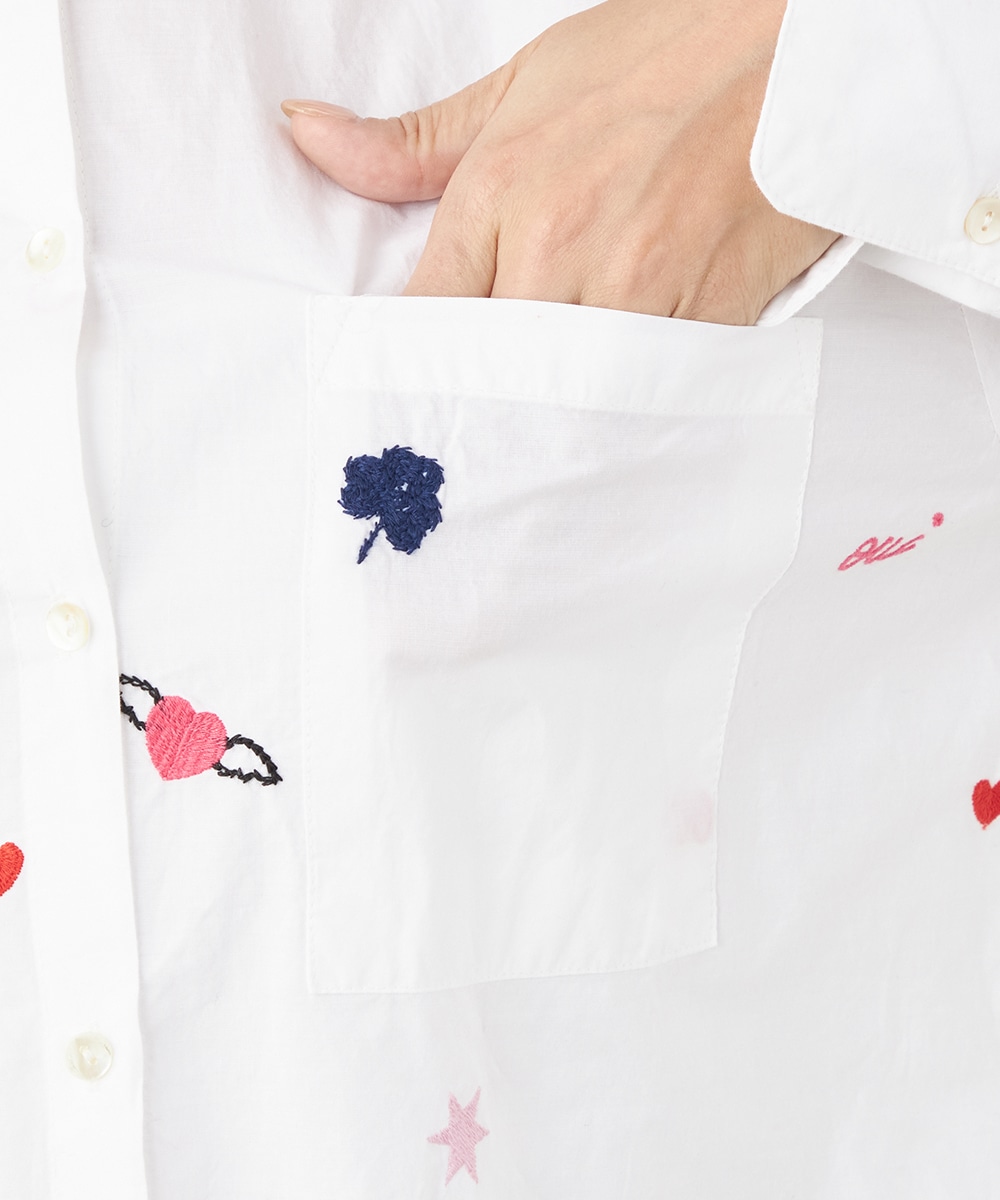モチーフ刺繍シャツ