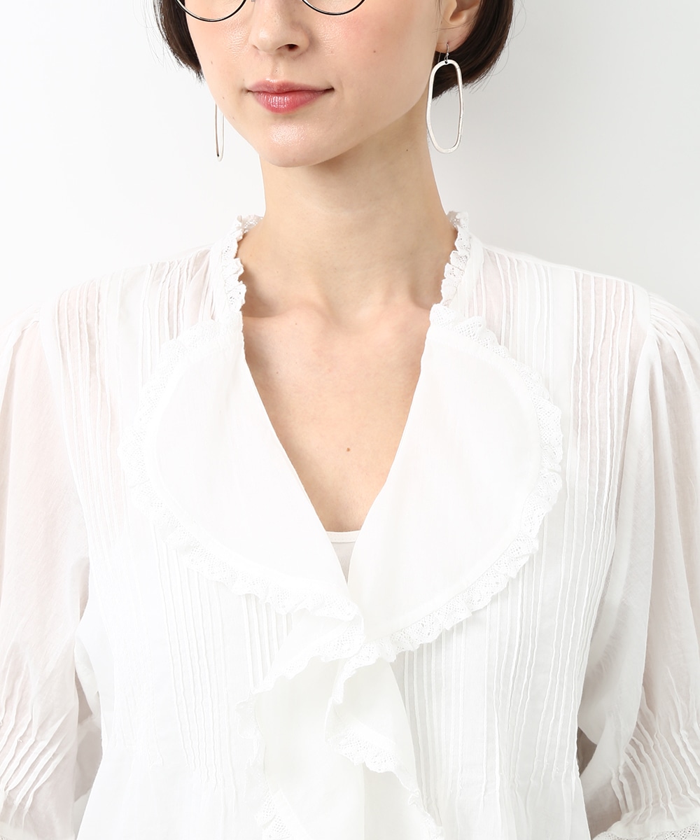 フロントフリルタックブラウス