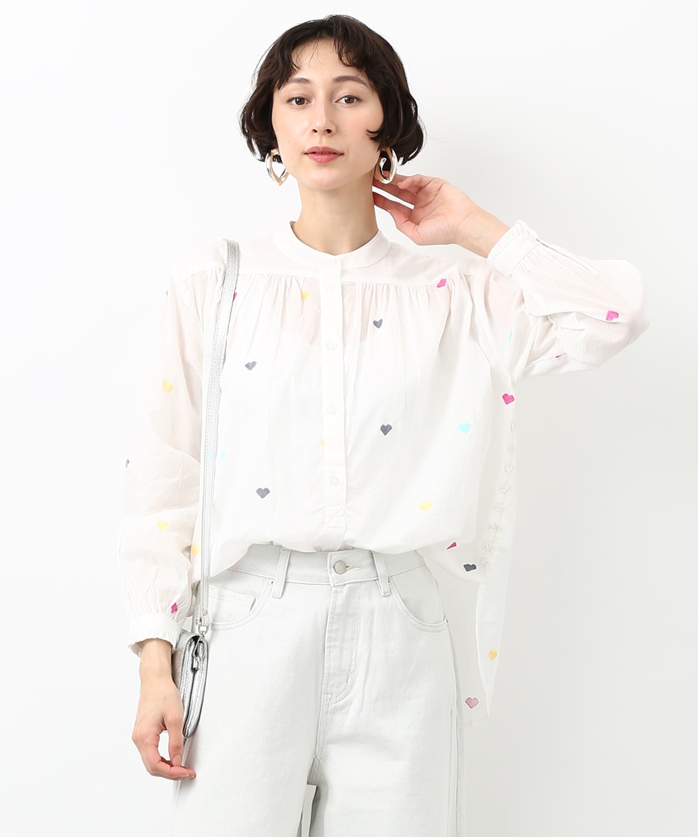 ハート刺繍ブラウス