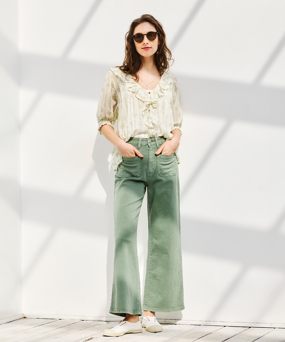 クローバープリントブラウス