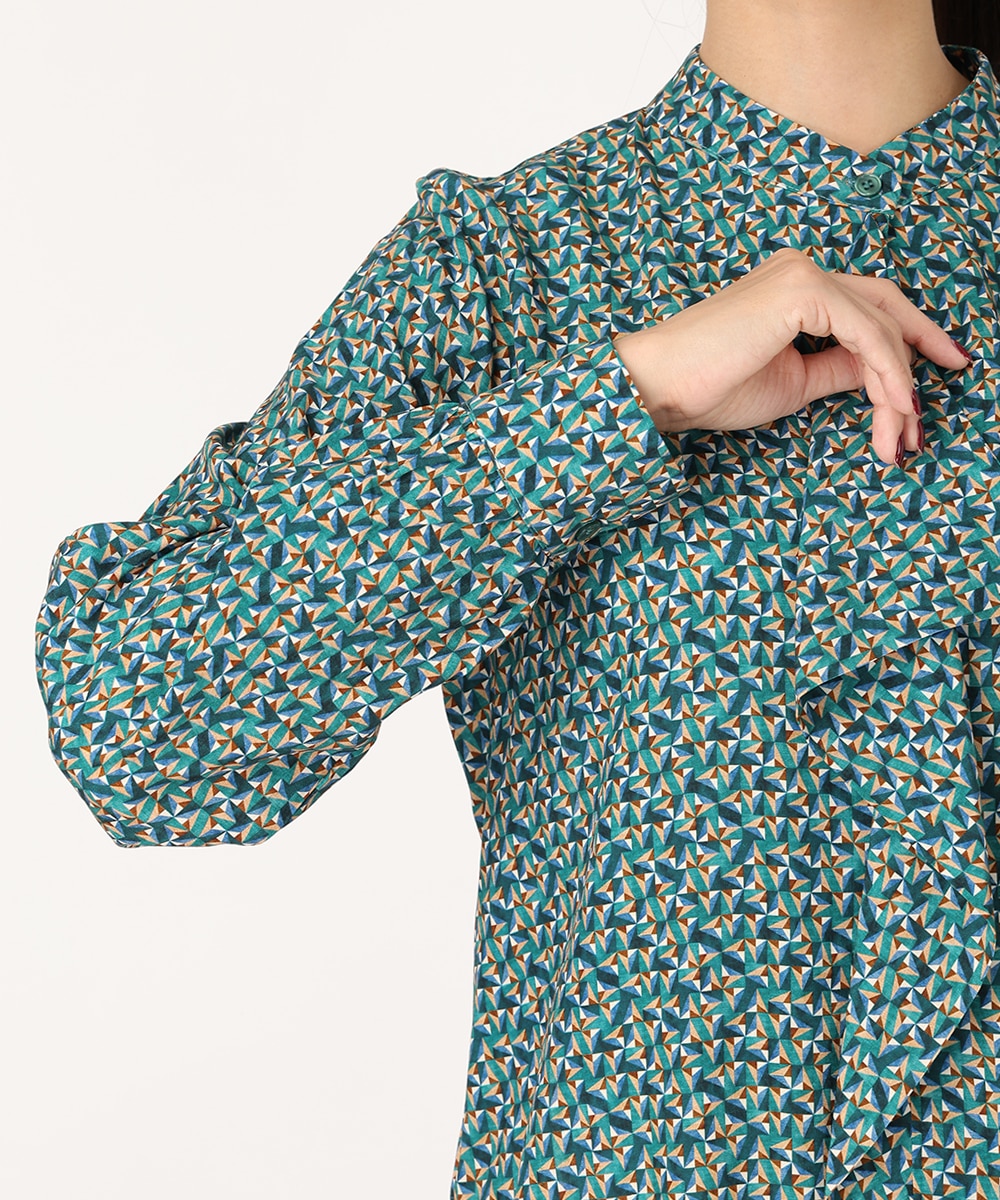 幾何学プリントフレアブラウス