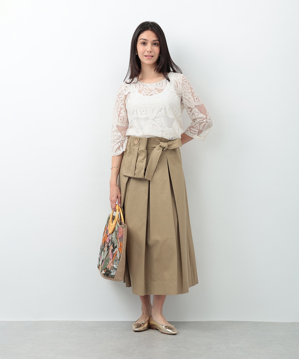 レースブラウス