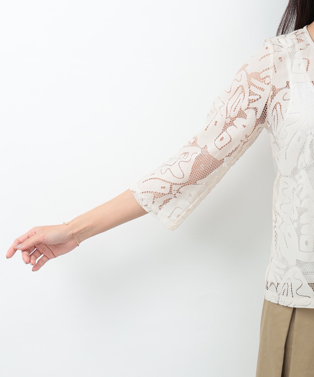 レースブラウス