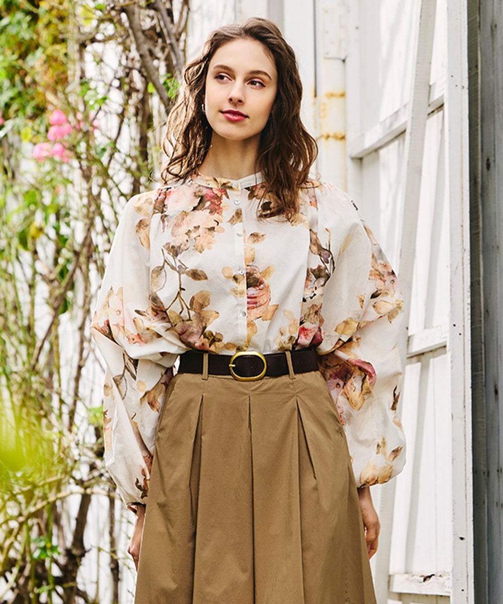 フラワープリントブラウス