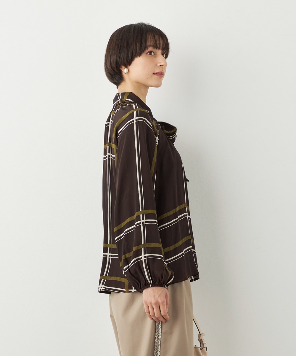 アシンメトリーボウタイチェックブラウス