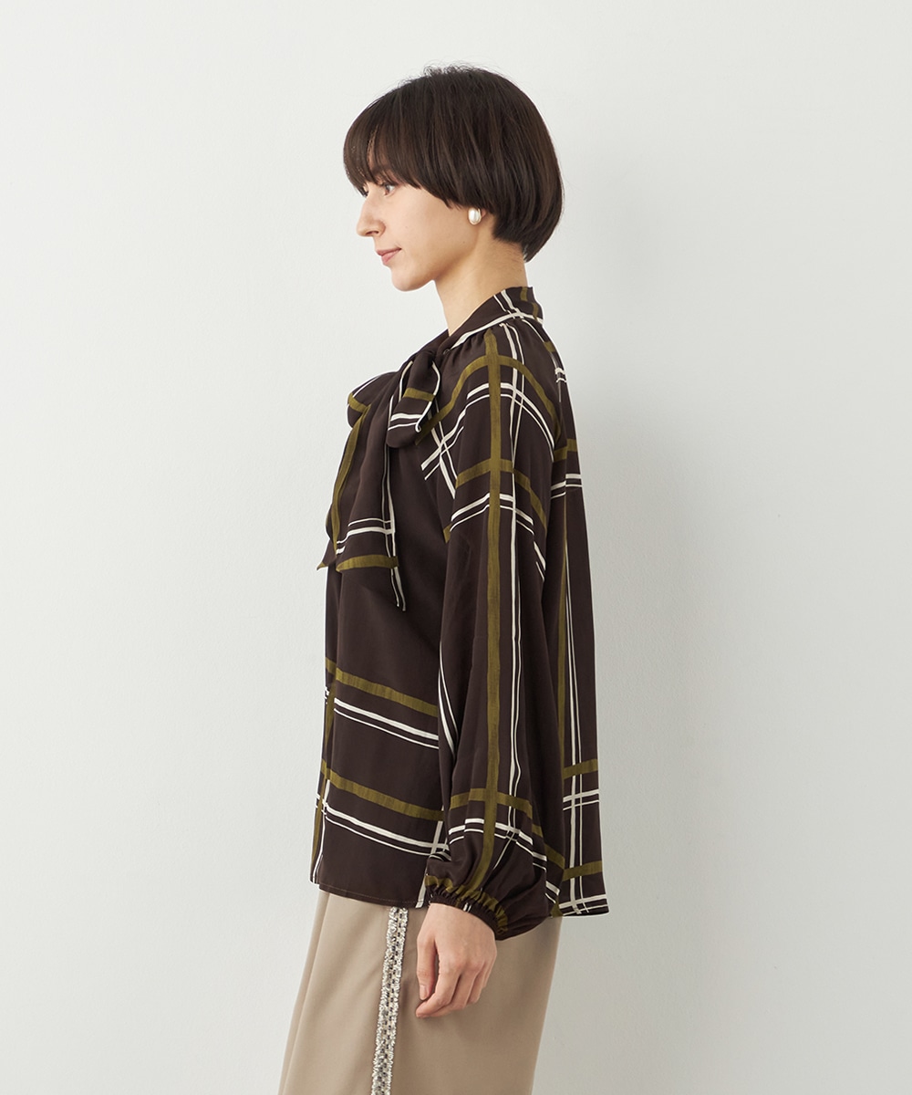 アシンメトリーボウタイチェックブラウス