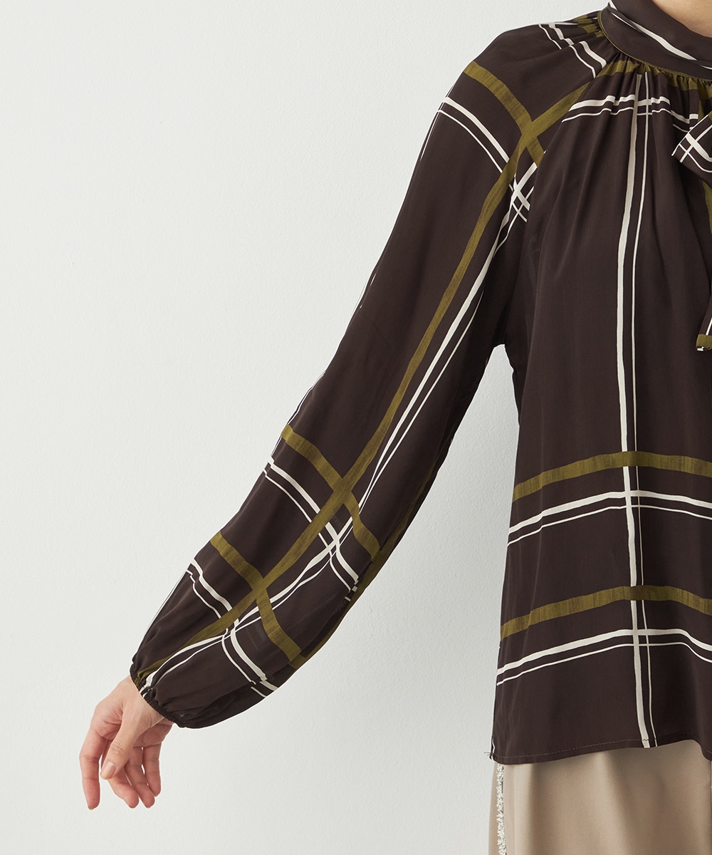 アシンメトリーボウタイチェックブラウス