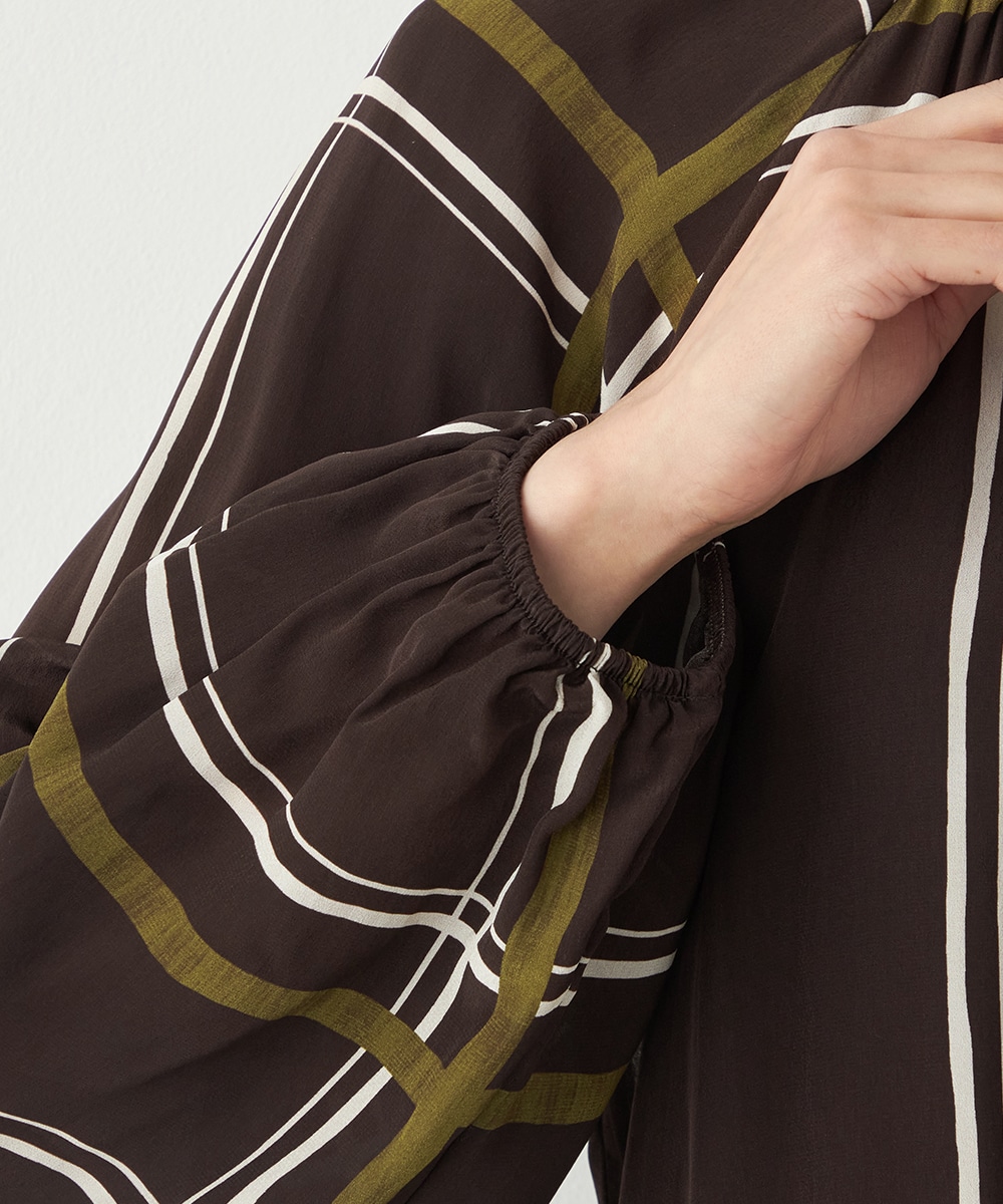 アシンメトリーボウタイチェックブラウス